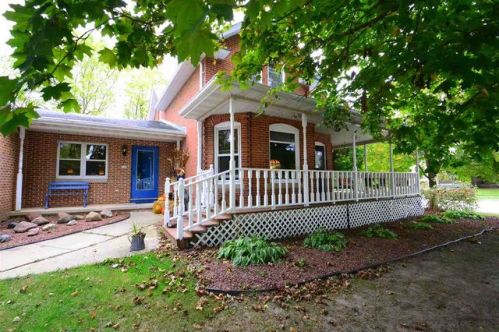 530 Saint Augustine St, Angelica, WI 54162-8983