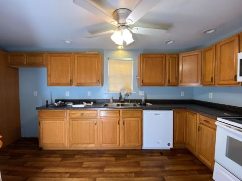 207 Prospect St, South Connellsville PA  15425-3345 exterior