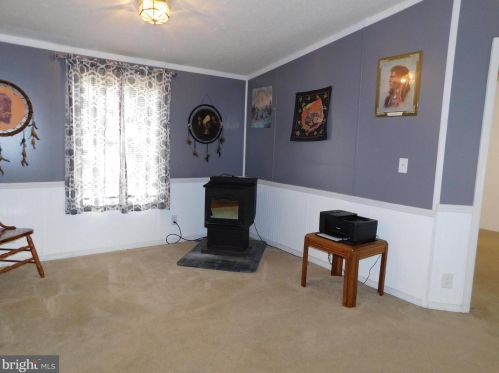 35395 Dannys Dr, Laurel DE  19956-3311 exterior