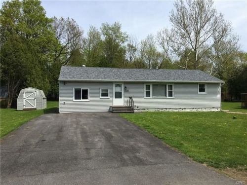 9398 Wickham Dr, Brewerton, NY 13029-8737