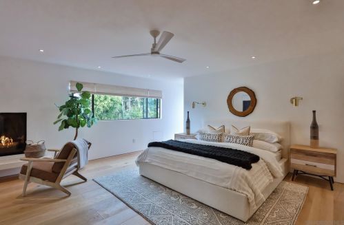 4215 Dawes St, San Diego CA  92109-4158 exterior