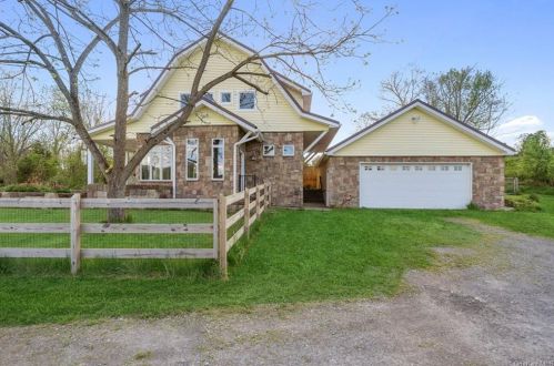 21 Millers Ln, Warwick, NY 10990-2835