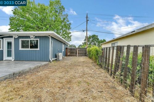 524 Palm Ave, Pacheco CA  94553-4022 exterior