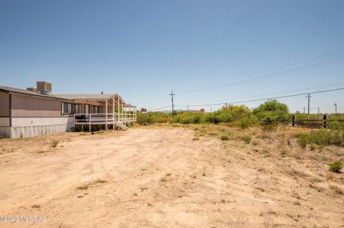 7205 Camino De Oeste, Tucson AZ  85742-9676 exterior