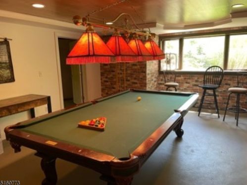 44 Ferguson Rd, Warren NJ  07059-6908 exterior