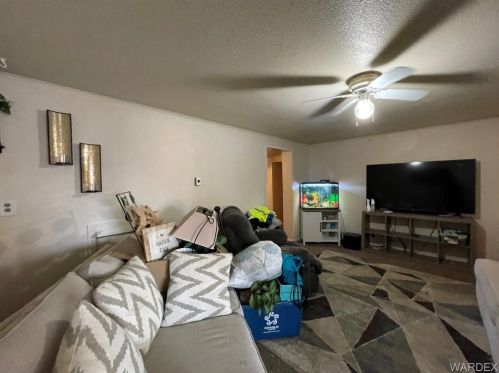 1468 Topaz Cir, Bullhead City, AZ 86426-6039