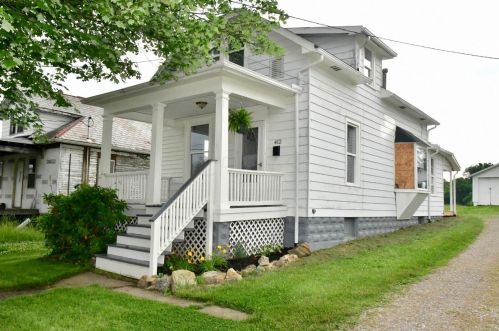 412 White Oak Ave, Zanesville, OH 43701-5143