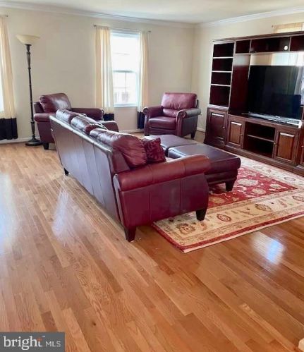 3015 Chinkapin Oak Ln, Woodbridge, VA 22191-7516