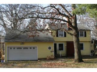 8338 Shepard Rd, Macedonia, OH 44056-2005