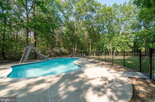 10 Crested Butte Ct, Southampton NJ  08088-8224 exterior