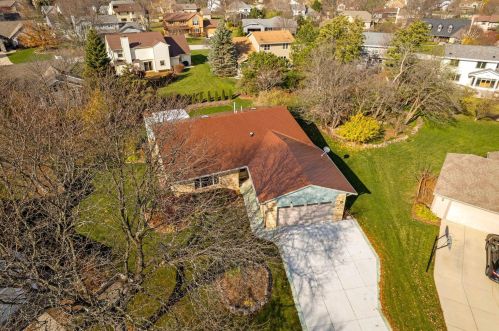 12890 Scarborough Ct, Waukesha WI  53151-6128 exterior