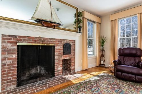 11 Blueberry Hill Reserve, Deep River CT  06419-2330 exterior