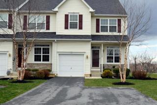 1068 King Way, Breinigsville PA  18031-1481 exterior