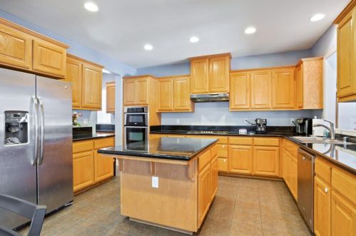 2323 Greger St, Valley Home CA 95361-8299 exterior