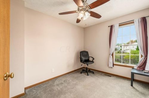 704 Osborn Dr, Pataskala OH  43062-7444 exterior