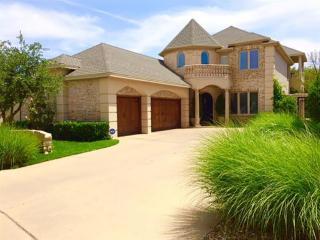 8911 York Pl, Lubbock, TX 79424-4878