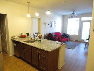 30 Corry St, Cincinnati OH  45219-2047 exterior