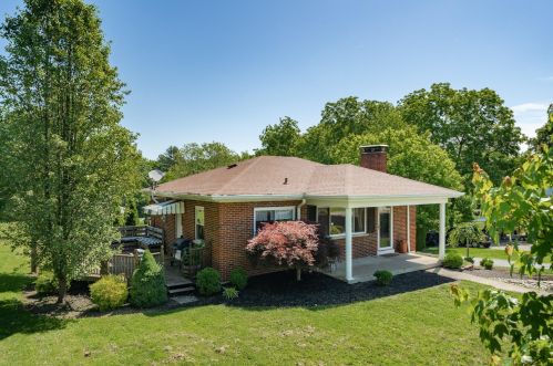 5218 Roselawn Dr, Covington, KY 41015-2120