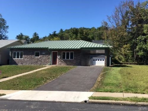 657 Columbia Ave, Palmerton, PA 18071-1401