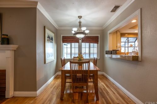 2845 Iroquois Ave, Long Beach CA  90815-1509 exterior