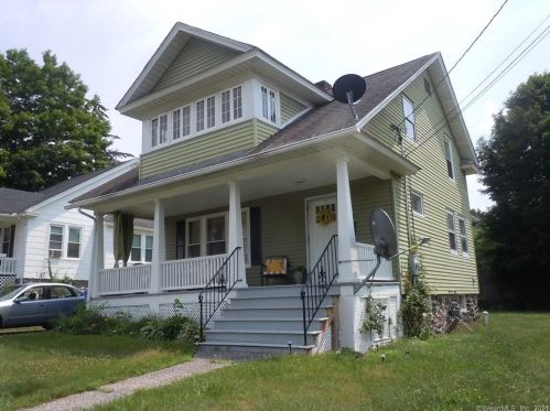 78 Ridgefield Ave, Waterbury, CT 06705-2704