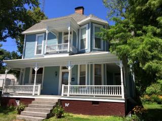 214 Main St, Youngs Creek, IN 47454-1534