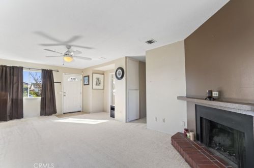 566 Winchester Dr, Rialto, CA 92376-3236