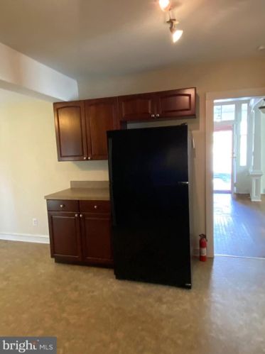 521 Washington St, Charles Town WV  25414-1735 exterior