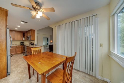 2503 Westberry Dr, Santa Rosa CA 95403-4135 exterior