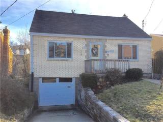 2115 Holcomb Ave, Pittsburgh, PA 15226-2421