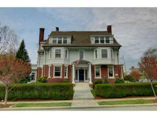 350 Wayland Ave, Providence, RI 02906-4527