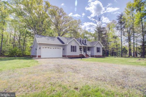 14037 Smithwright Ln, Woodford, VA 22580-2609