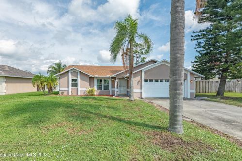 4580 Fay Blvd, Cocoa FL  32927-3516 exterior