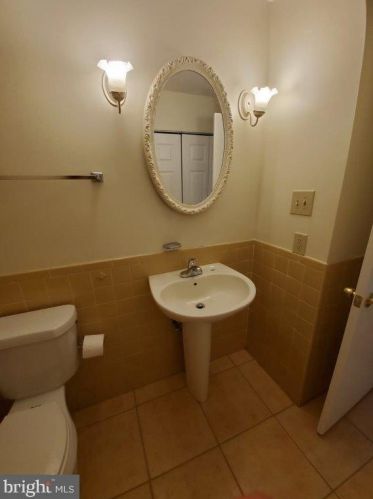 104 Iris Way, Charles Town WV  25414-9437 exterior