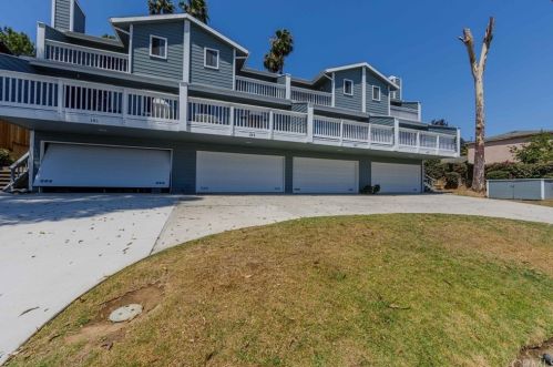 185 Pepper Dr, Long Beach, CA 90807-4412