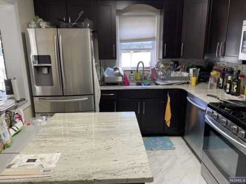 33 Haring St, Closter NJ  07624-1004 exterior