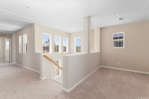 28926 Kennebunk Ct, Temecula CA  92591-7534 exterior