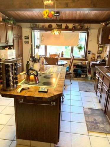 1369 Old Pulaski Rd, New Castle PA  16105-4939 exterior