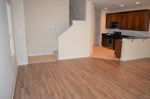 616 Rosemead Dr, Euless TX  76039-8517 exterior