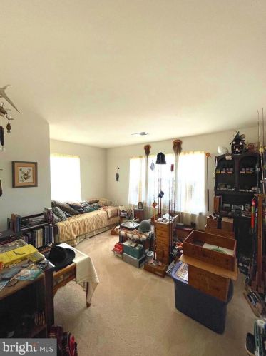 35 Colonial Dr, Charles Town WV  25414-4494 exterior