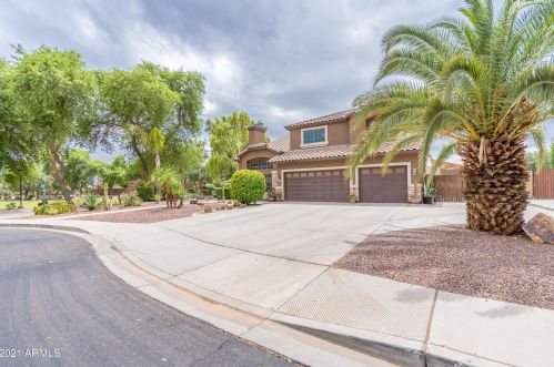 2560 Birch St, Gilbert, AZ 85295-5989