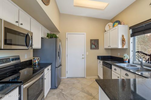 2234 Amaranth St, Tucson AZ 85755-7154 exterior