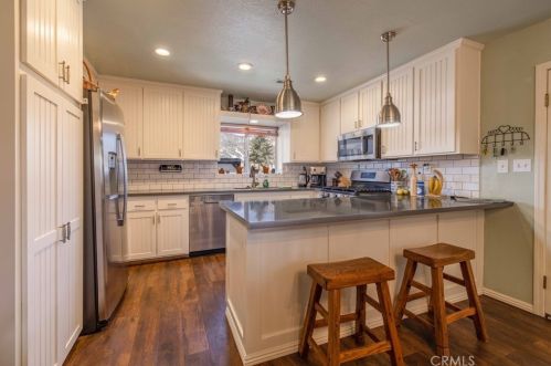 901 Mount Doble Dr, Big Bear City CA  92314-9774 exterior