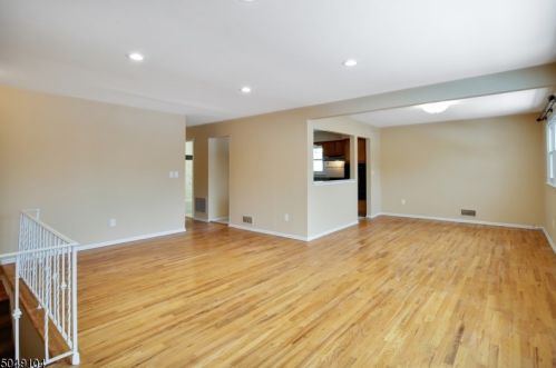 263 Broughton Ave, Bloomfield NJ  07003-4021 exterior