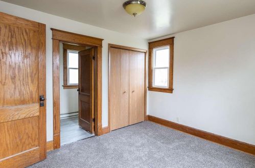 527 Elizabeth St, Mishicot WI  54228-6008 exterior
