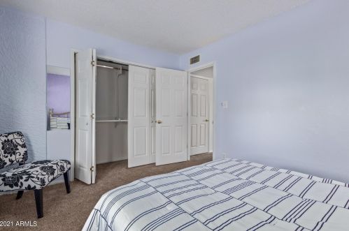 8265 Thomas Rd, Scottsdale AZ  85251-5873 exterior