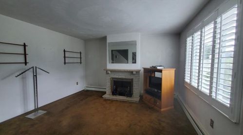 623 Indiana Ave, Avonmore, PA 15618-9719
