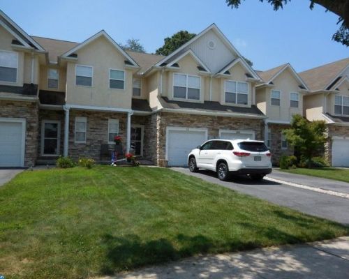 218 Maple Ct, Alburtis, PA 18011-9596
