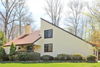 3 Scala Ct, Montrose, NY 10548-1027
