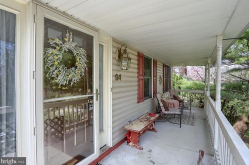 94 Poplar Ave, Rudytown, PA 17070-2039